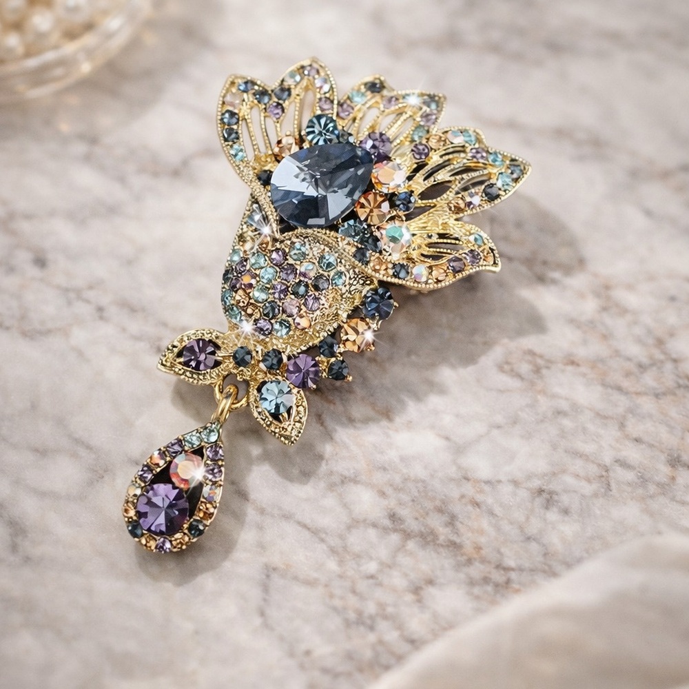 Vintage Style Crystal Floral Brooch Pin Gold Tone Rhinestone Statement Jewelry